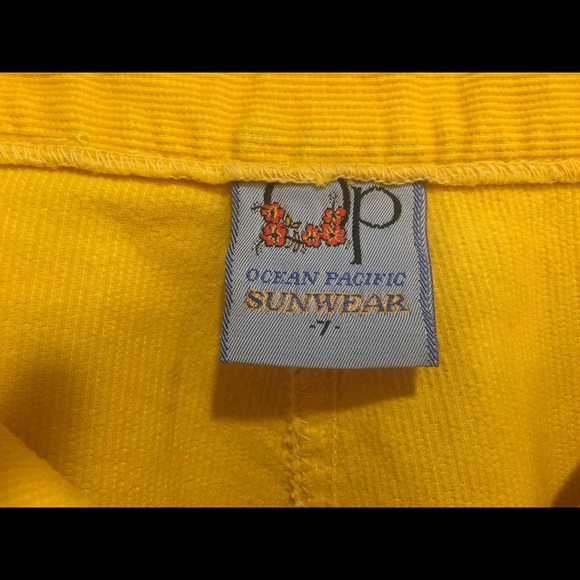 Vintage 1970's Ocean Pacific Corduroy High Rise Shorts - Picture 6 of 11